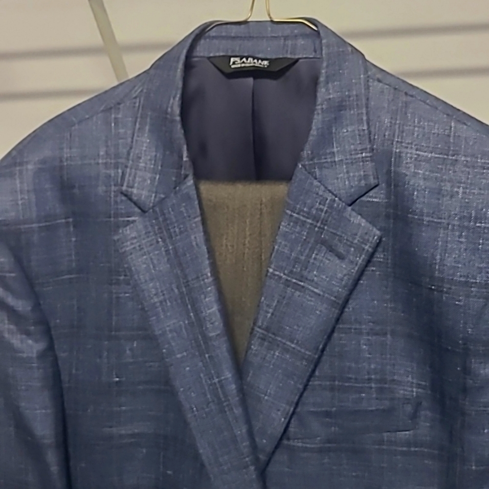 2 tone suit Combo blazer/ slacks. Size 42R Jos. A. Banks/ Jos. A.Banks slacks35R